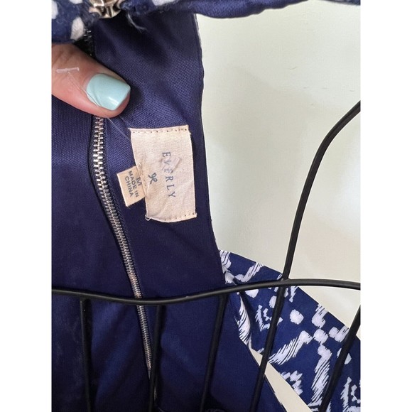 EVERLY Navy Blue White Sun Dress Halter Back Medium M Sleeveless - Picture 2 of 11